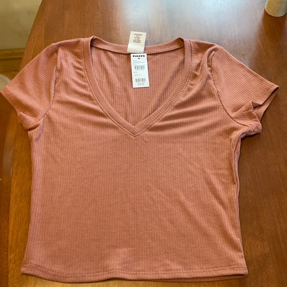 destined Tops - Destined t shirt from tilly’s NWT
